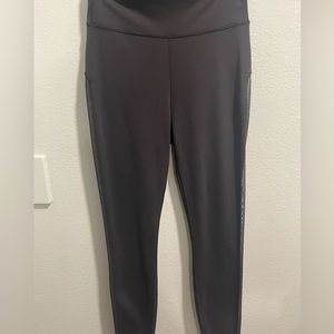 Lulumelon leggings with foot strap
